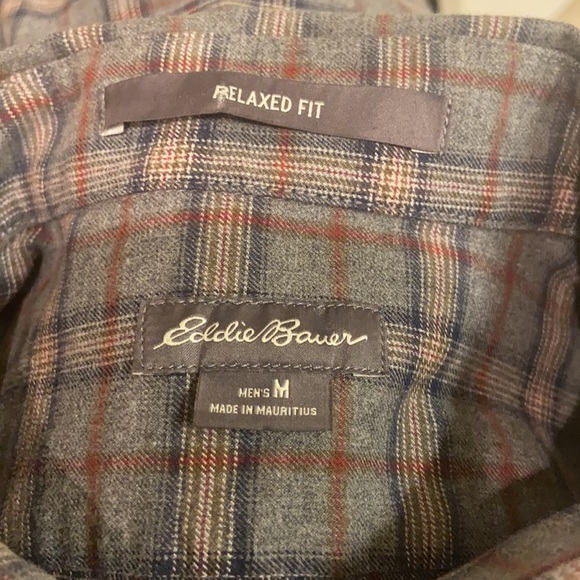 Pre-Owned Eddie Bauer Men’s Size M Button Down LS Shirt Relaxed Fit 100% Cotton - Picture 7 of 9